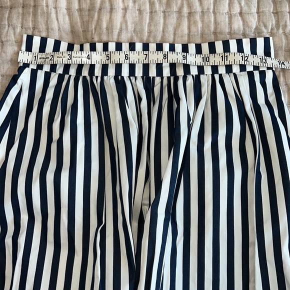 ZARA Navy & White Striped A-Line Pleated Skirt with Pockets- Sz Small - … - Picture 5 of 6